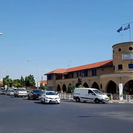 דירה Lazaros Downtown